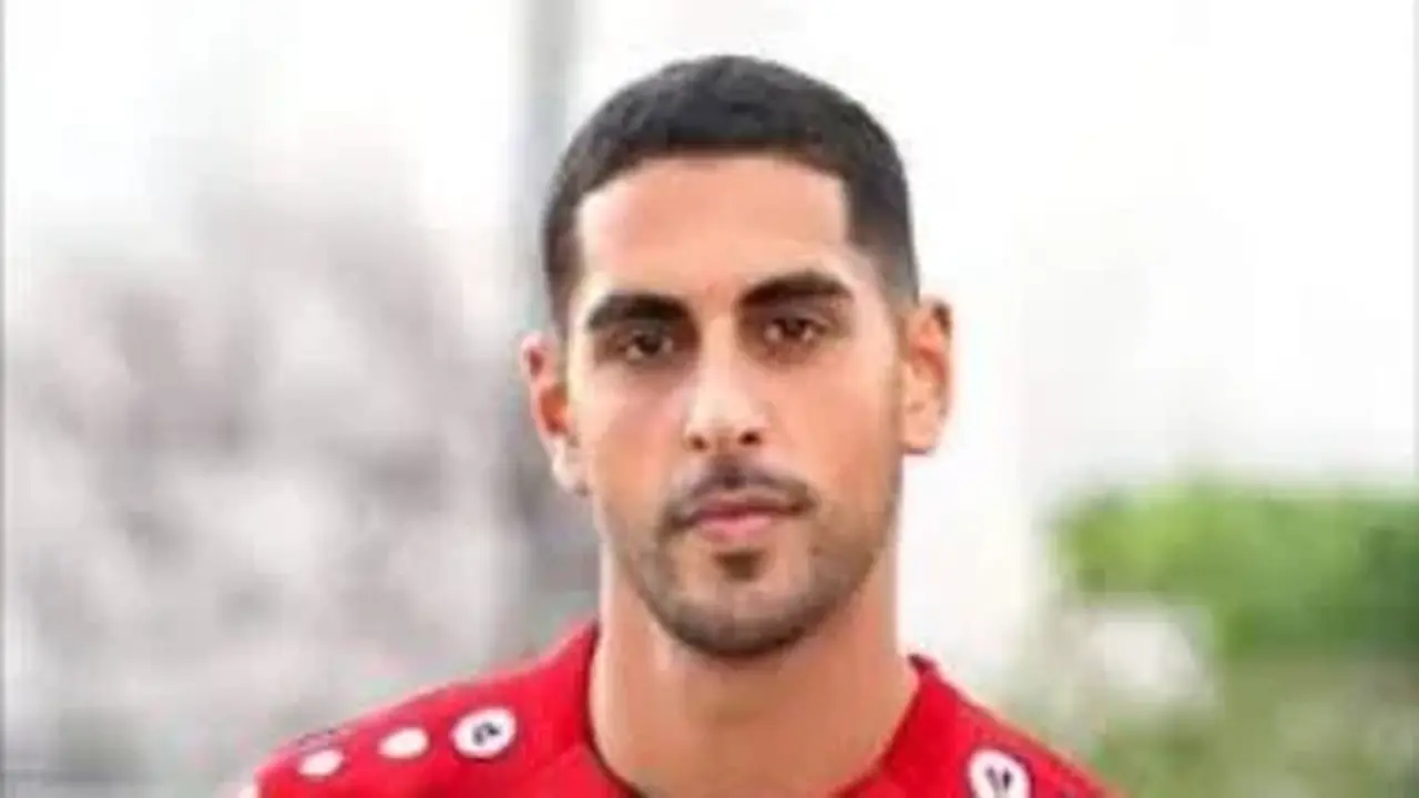 الأهلي يعزز خط وسطه بعرض رسمي لضم بابلو الصباغ من سوون الكوري